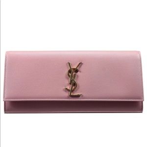 Saint Laurent Cassandre Grain De Poudre Blush Pink Clutch
